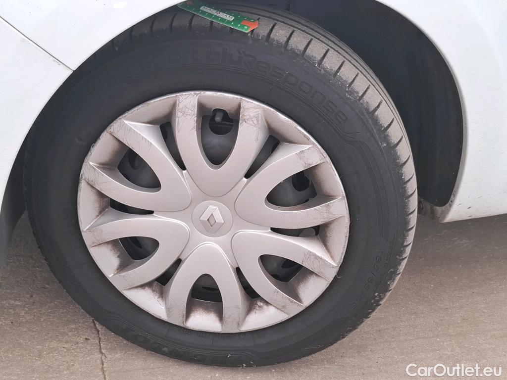  Renault  Clio  IV Air MediaNav 1.5 dCi 75CV BVM5 E6 #13