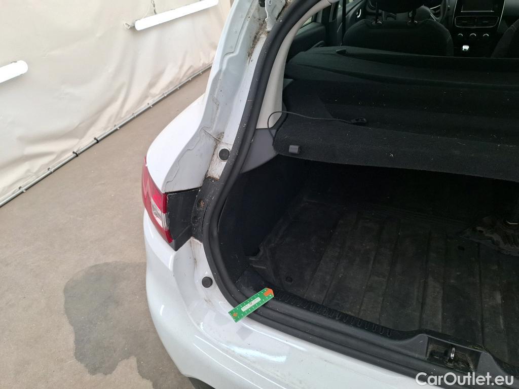  Renault  Clio  IV Air MediaNav 1.5 dCi 75CV BVM5 E6 #29