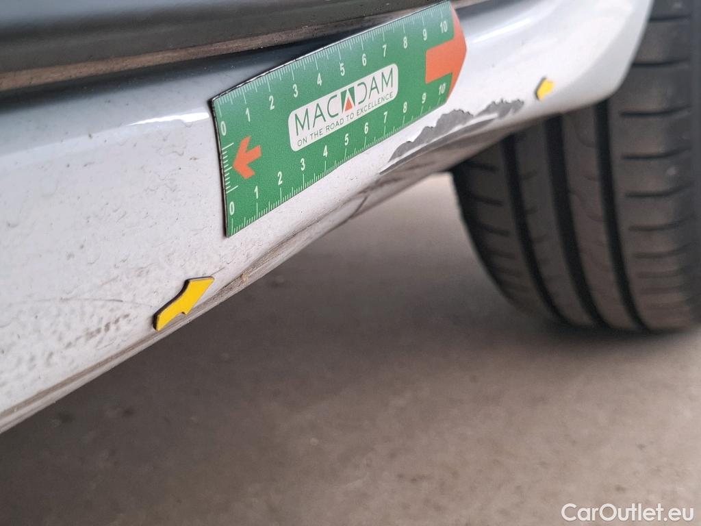  Renault  Clio  IV Air MediaNav 1.5 dCi 75CV BVM5 E6 #9