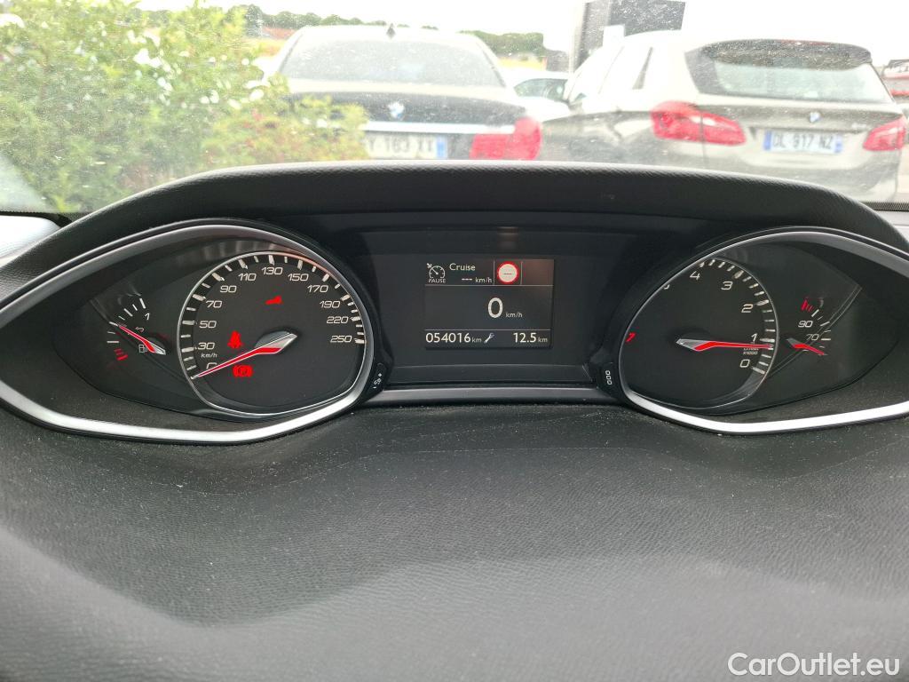  Peugeot  308  Allure Business 1.2 PureTech 130CV BVM6 E6d #52