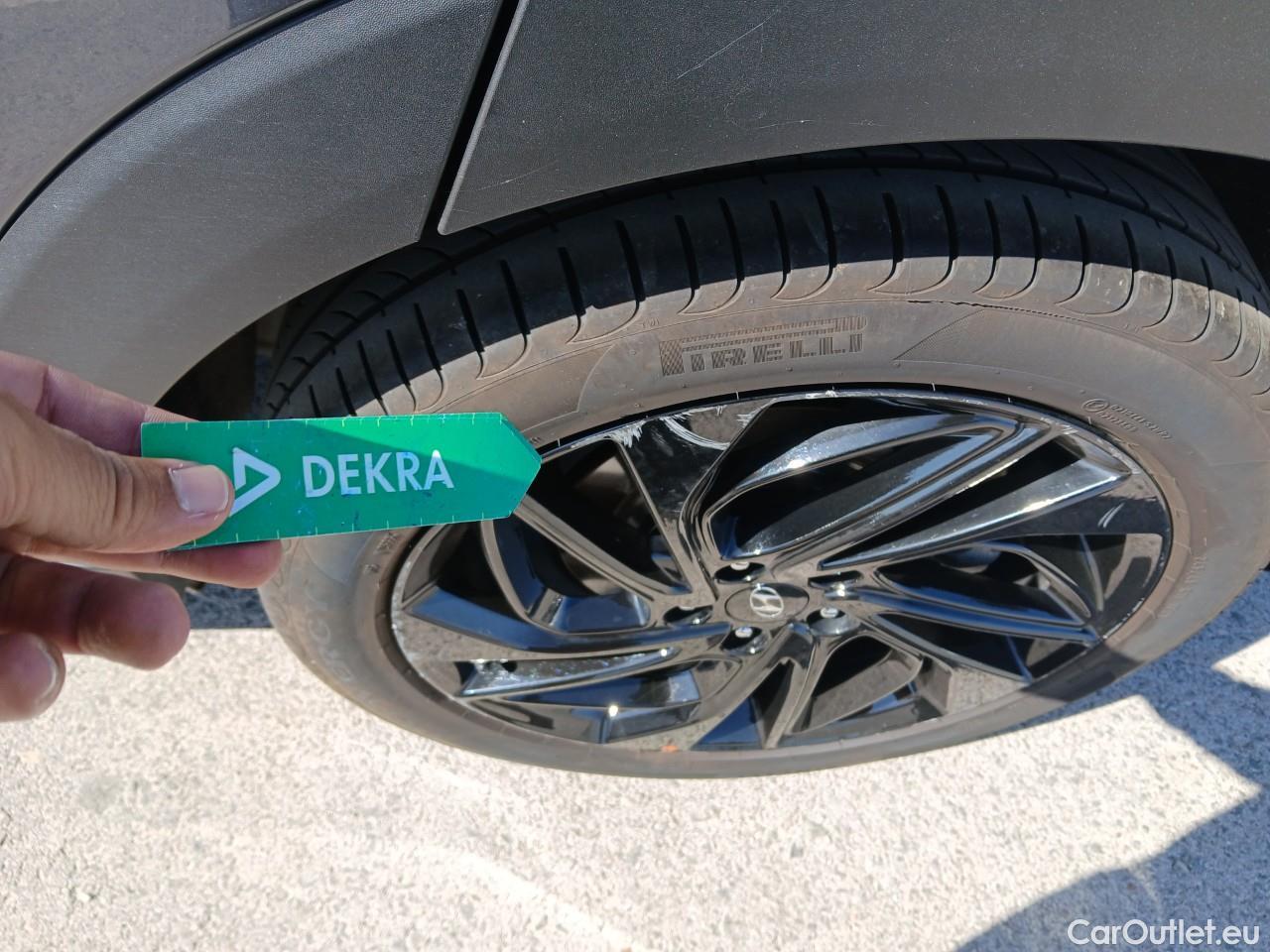  Hyundai  Tucson HYUNDAI  / 2018 / 5P / todoterreno 1.6 CRDI 100kW (136CV) 48V N-Line DT 4X2 #5