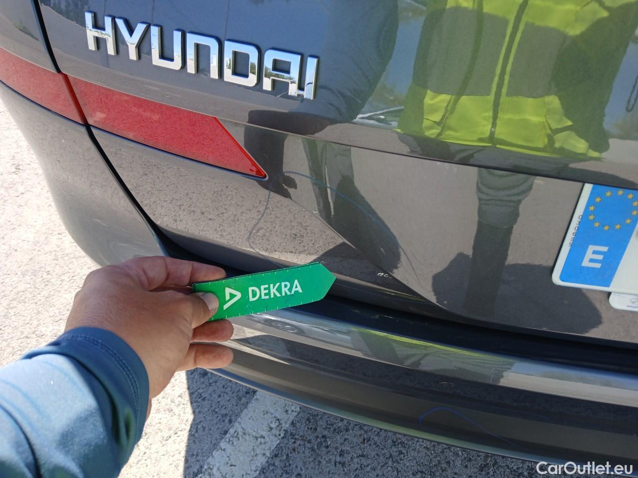  Hyundai  Tucson HYUNDAI  / 2018 / 5P / todoterreno 1.6 CRDI 100kW (136CV) 48V N-Line DT 4X2 #24