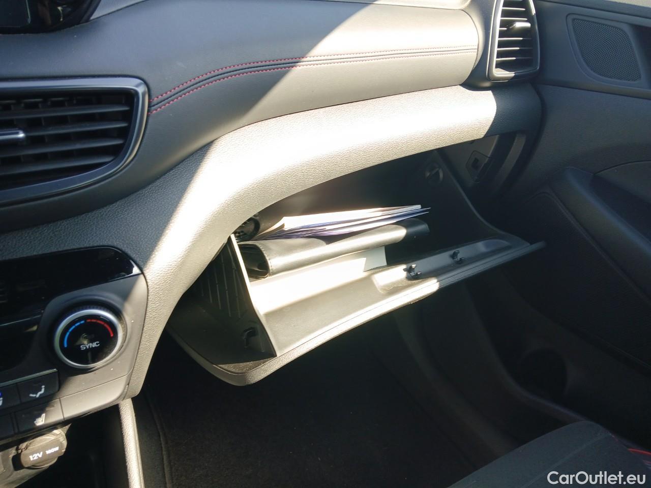  Hyundai  Tucson HYUNDAI  / 2018 / 5P / todoterreno 1.6 CRDI 100kW (136CV) 48V N-Line DT 4X2 #1