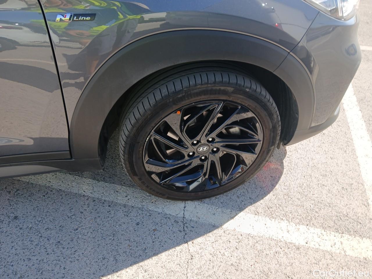 Hyundai  Tucson HYUNDAI  / 2018 / 5P / todoterreno 1.6 CRDI 100kW (136CV) 48V N-Line DT 4X2 #8
