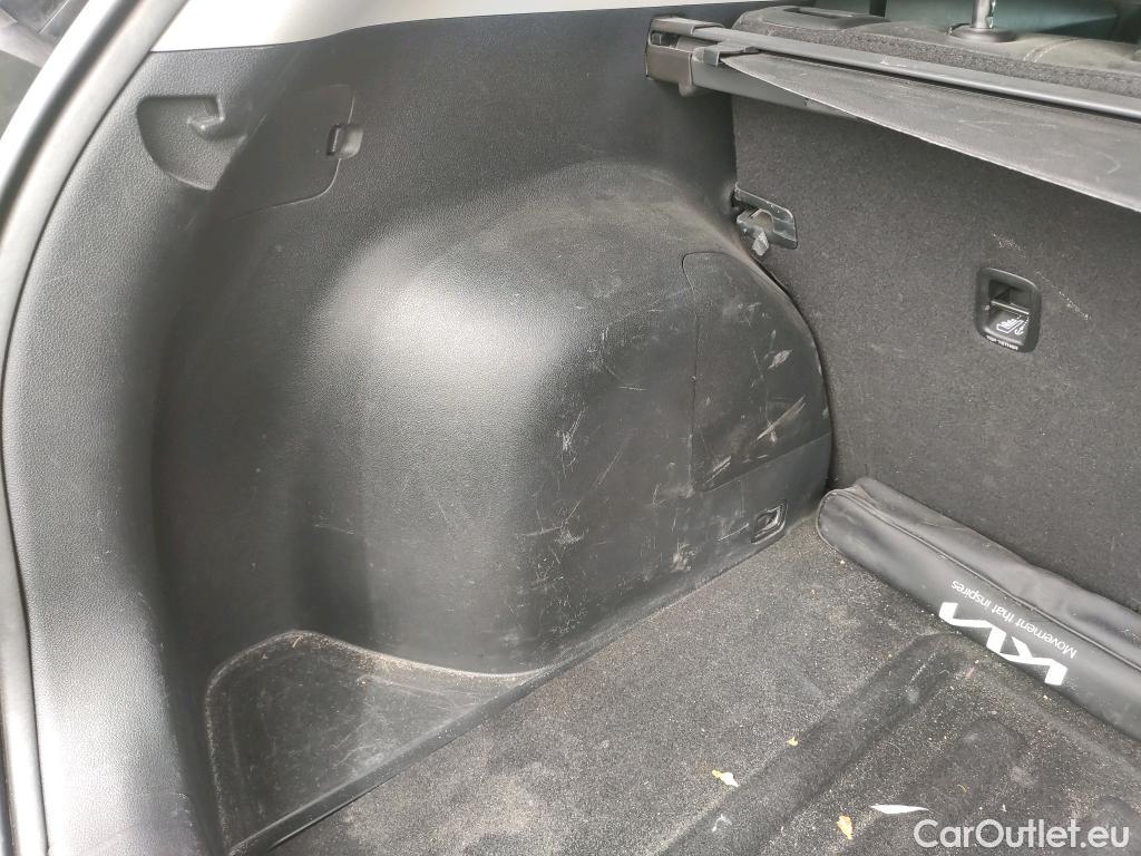  KIA  Niro  Drive 1.6 105CV AT6 E6d #7