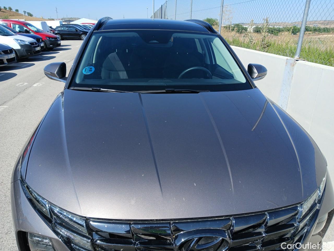  Hyundai  Tucson HYUNDAI  / 2020 / 5P / todoterreno 1.6 TGDI 169kW HEV Tecno Sky Auto #12