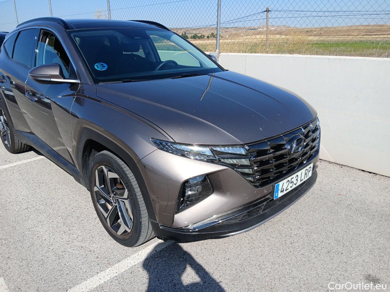  Hyundai  Tucson HYUNDAI  / 2020 / 5P / todoterreno 1.6 TGDI 169kW HEV Tecno Sky Auto #7