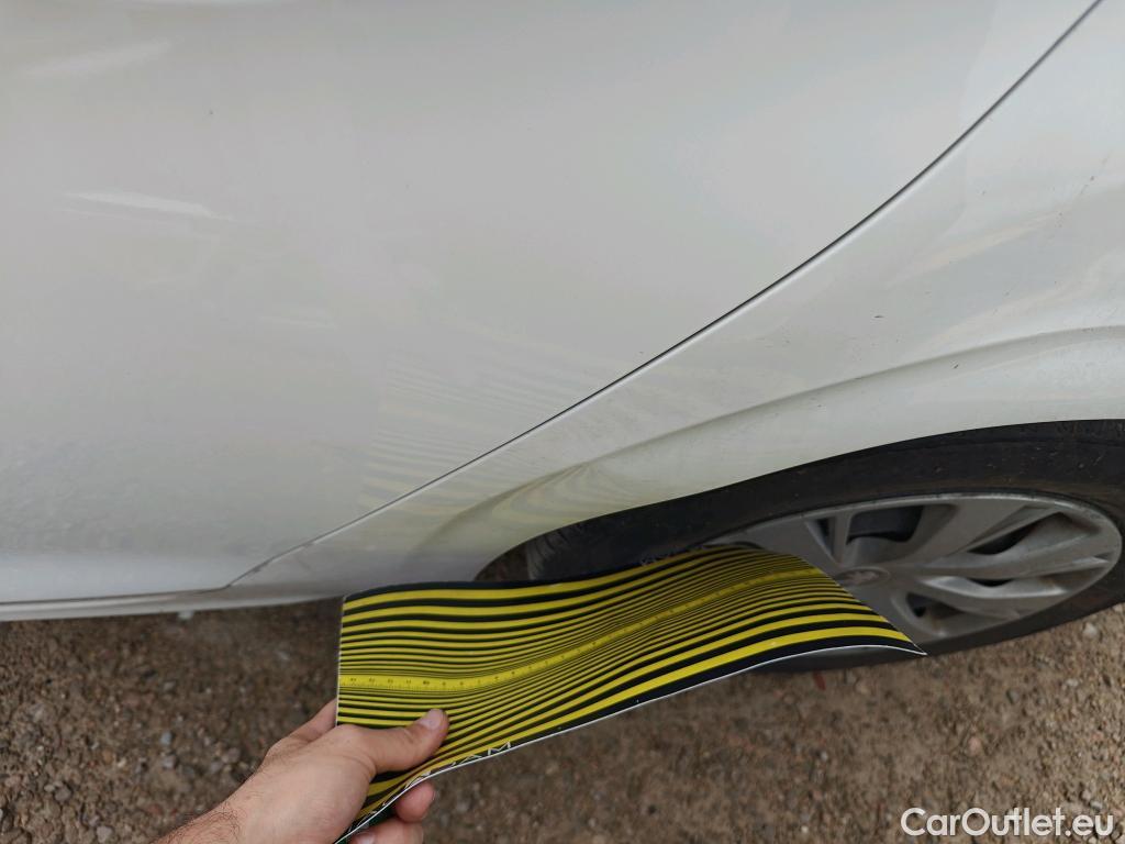 Peugeot  208  Active 1.5 HDi #13