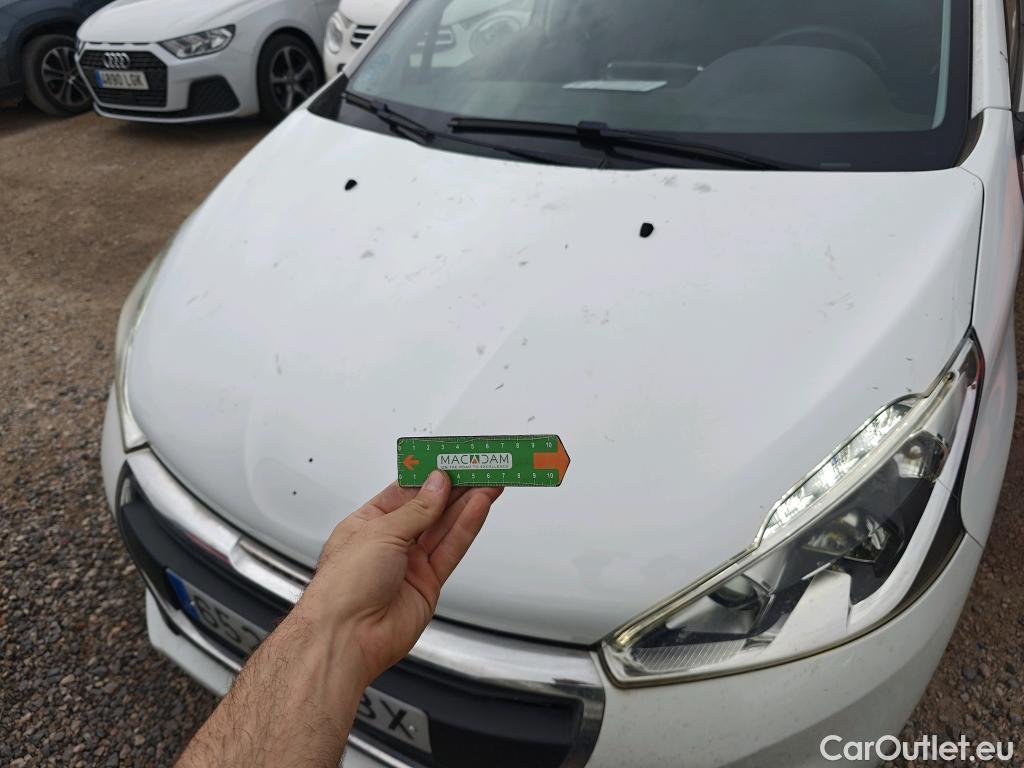  Peugeot  208  Active 1.5 HDi #26