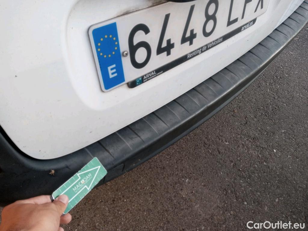  Renault  Kangoo  II Furgón Maxi 2p Profesional 1.5 dCi 95CV MT6 E6dT #41