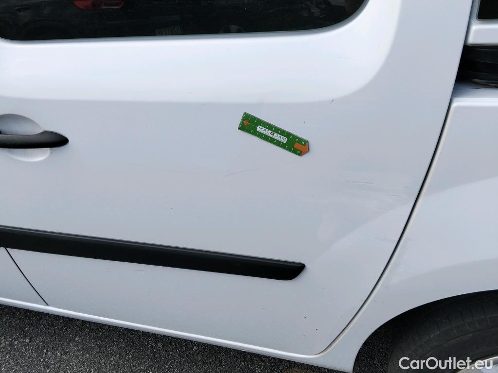  Renault  Kangoo  II Profesional 1.5 dCi 70CV MT5 E4 #5