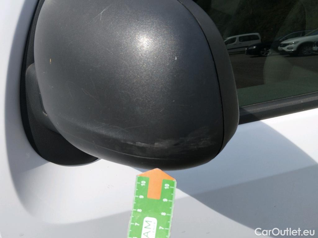  Renault  Kangoo  II Profesional 1.5 dCi 70CV MT5 E4 #45