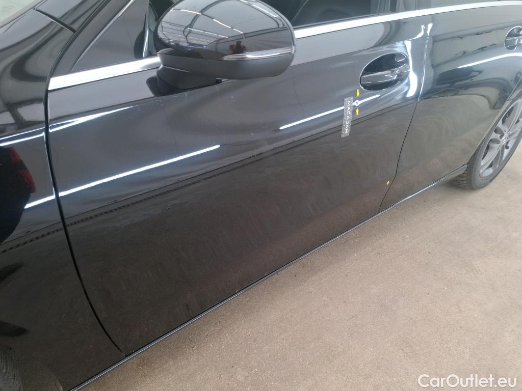  Mercedes  A-Klasse MERCEDES-BENZ Classe A Compact 5p Berline A 180 Business Line #1