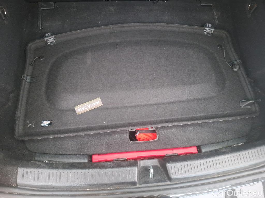  Mercedes  A-Klasse MERCEDES-BENZ Classe A Compact 5p Berline A 180 Business Line #37