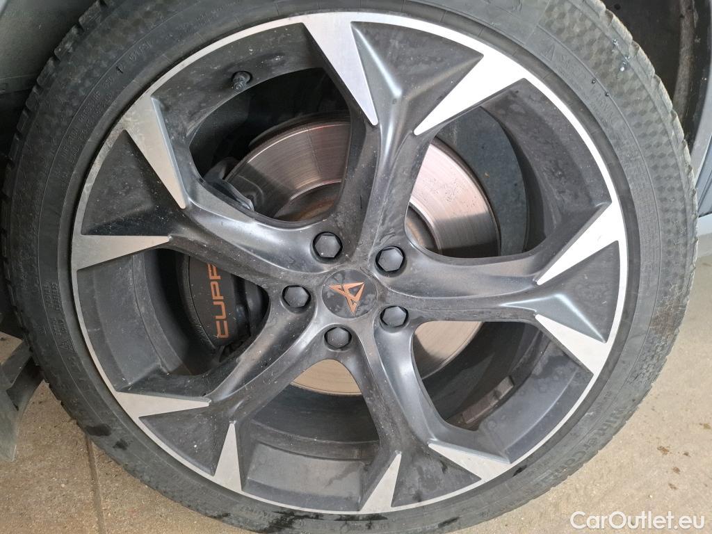  Cupra  Formentor CUPRA  / 2020 / 5P / SUV 1.4 e-HYBRID 245ch DSG6 VZ #2
