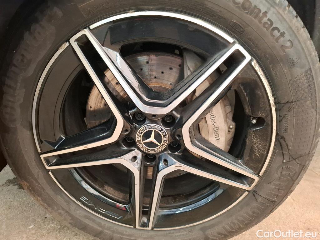  Mercedes  G-Klasee MERCEDES-BENZ GLC / 2019 / 5P / SUV GLC 300 e AMG Line 4Matic #2