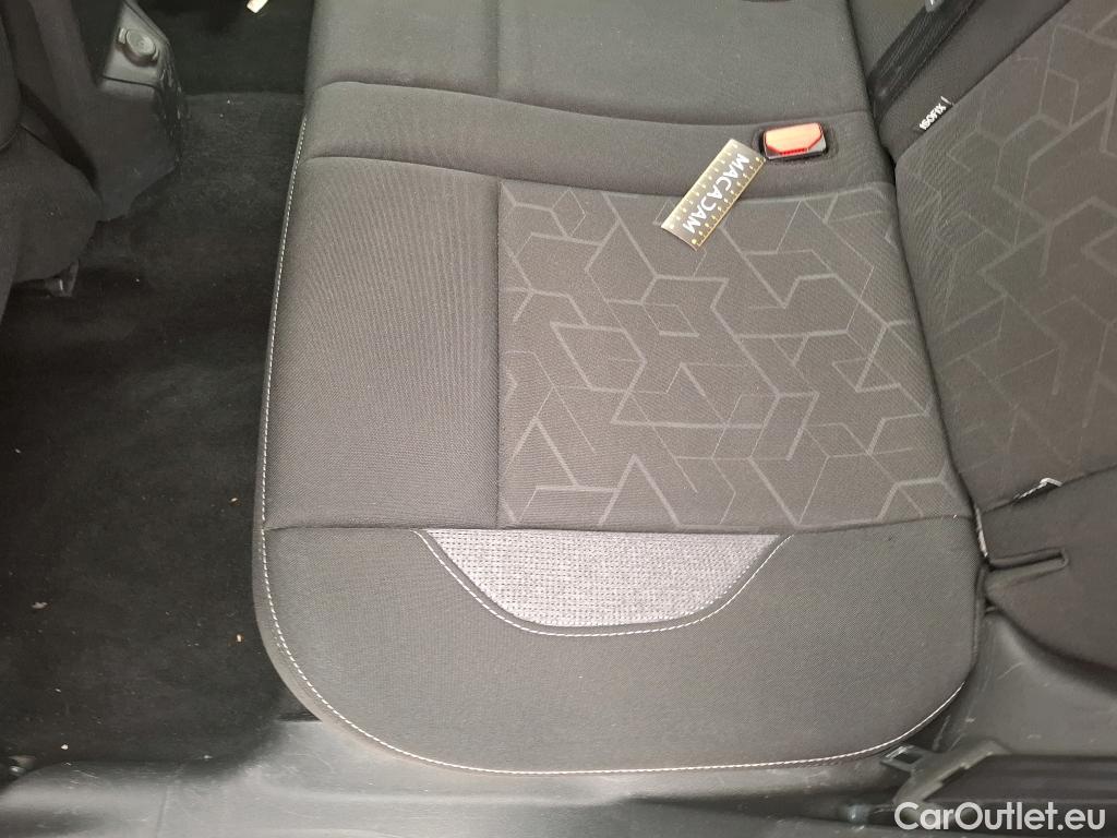  Peugeot  2008  Active Business 1.5 HDi 100CV BVM5 E6dT #31