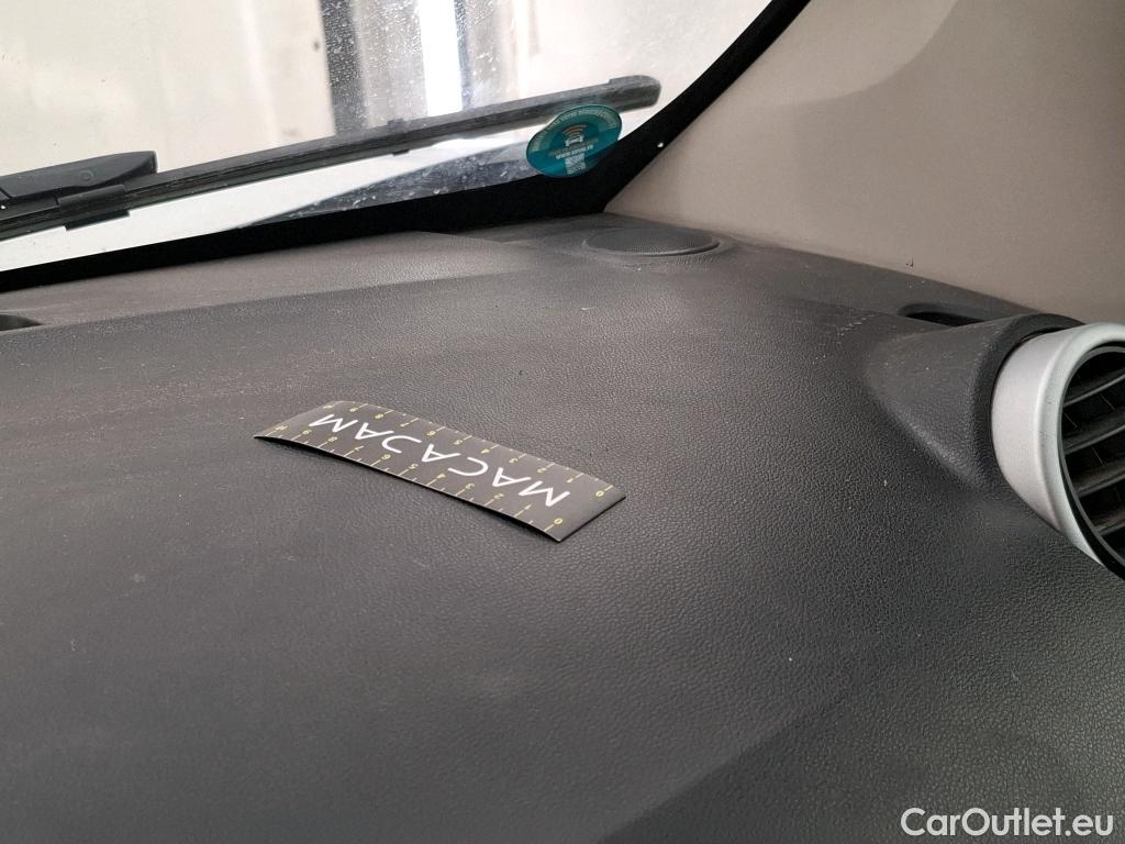 Renault  Kangoo  Express Extra (Série Spéciale) 1.5 dCi 90CV BVM5 E6 #34