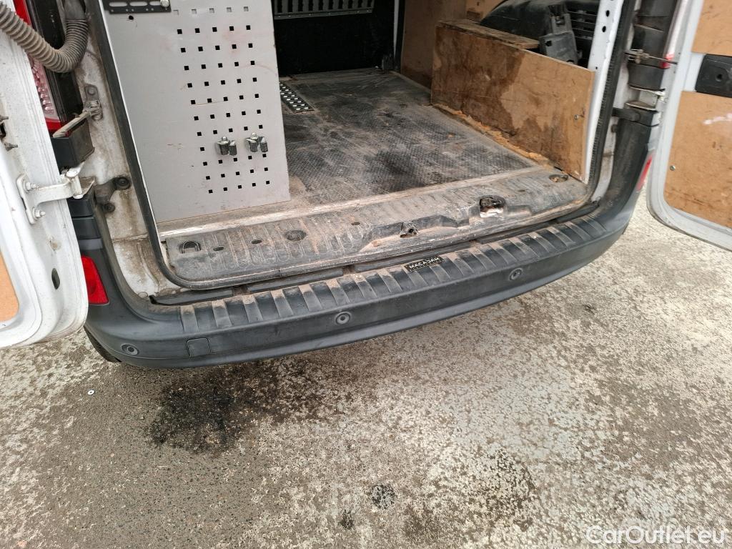  Renault  Kangoo  Express Extra (Série Spéciale) 1.5 dCi 90CV BVM5 E6 #20
