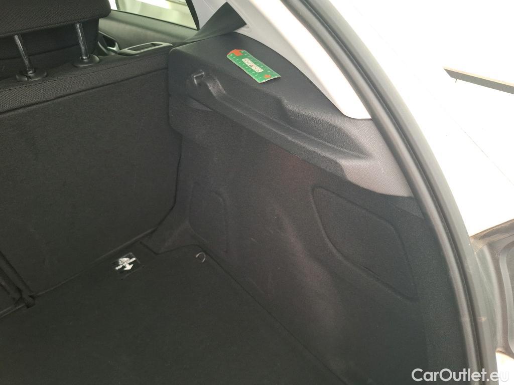 Peugeot  308  Style 1.5 HDI 100CV BVM6 E6dT #1