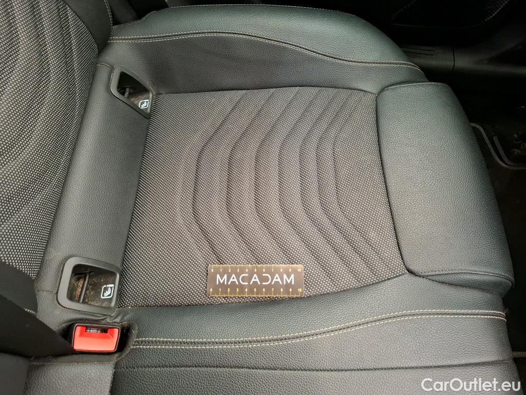  Mercedes  A-Klasse MERCEDES-BENZ Classe A Compact / 2018 / 5P / Berline A 180 d Business Line #33