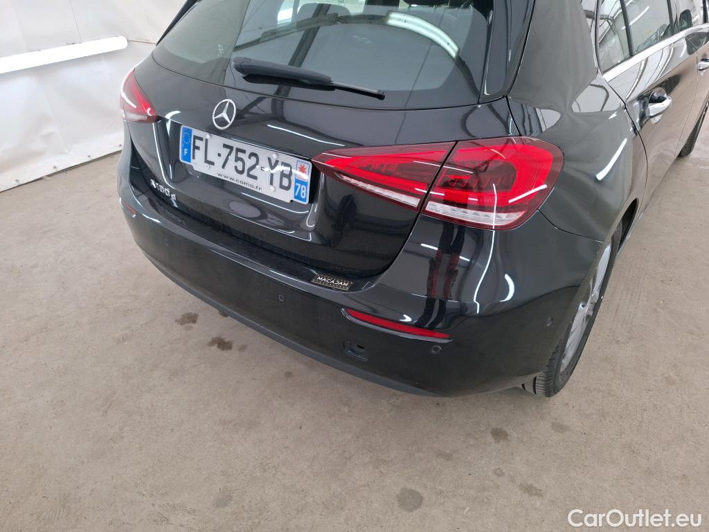 Mercedes  A-Klasse MERCEDES-BENZ Classe A Compact / 2018 / 5P / Berline A 180 d Business Line #27