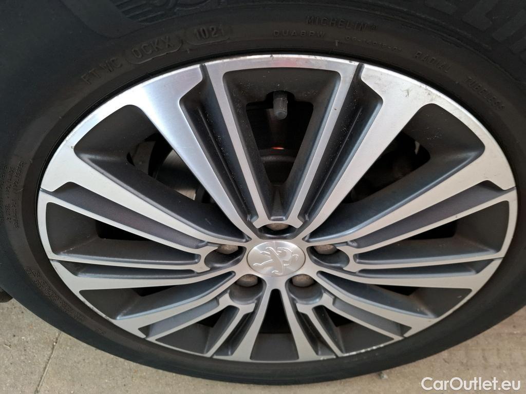  Peugeot  308  Allure Business 1.2 PureTech 130CV BVA8 E6d #32