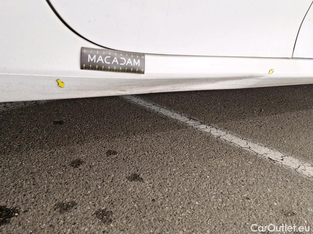  Peugeot  208  Premium 1.2 PureTech 75CV BVM5 E6d #3