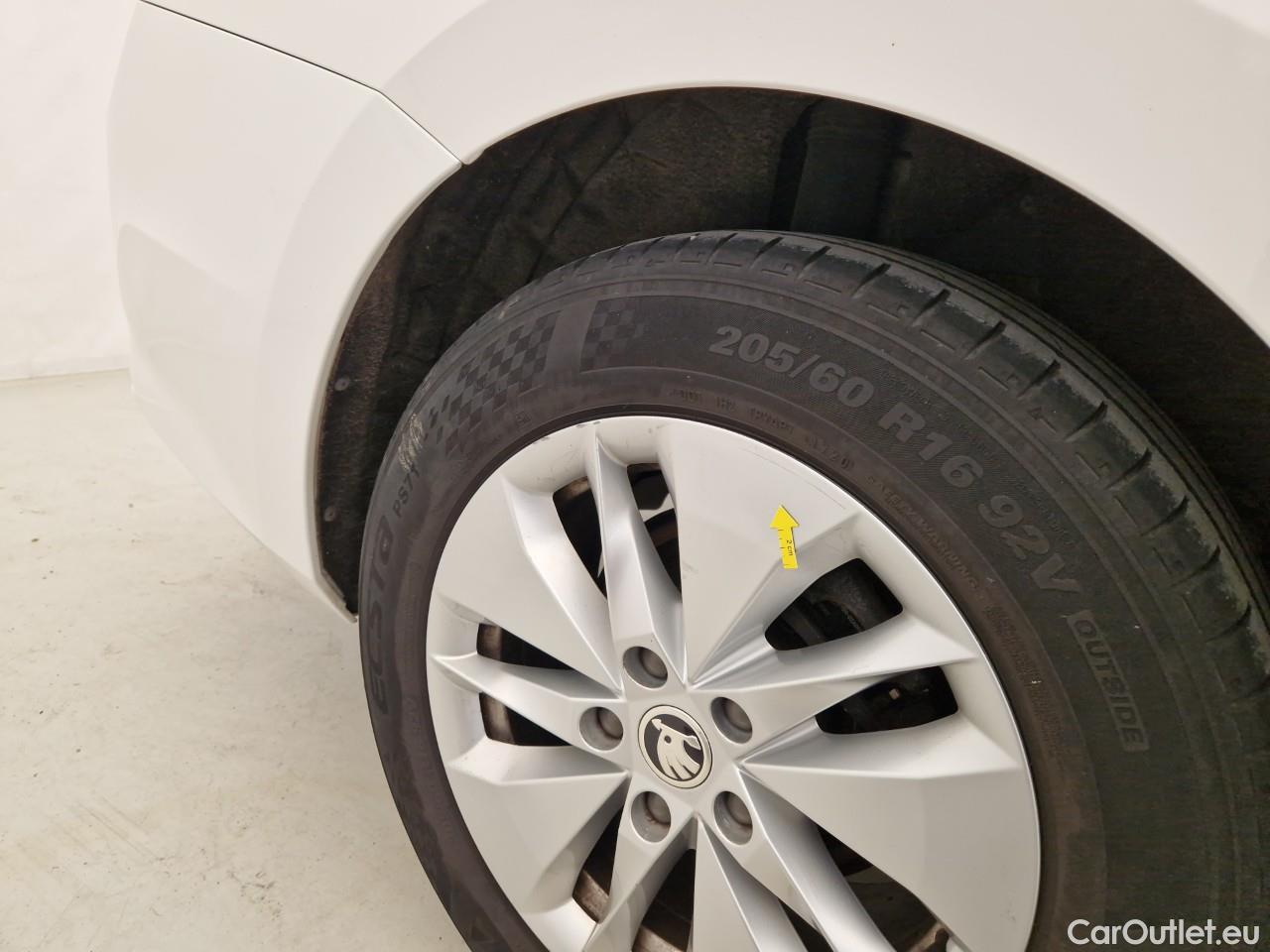  Skoda  Octavia 2.0 TDI 115CP Ambition #19