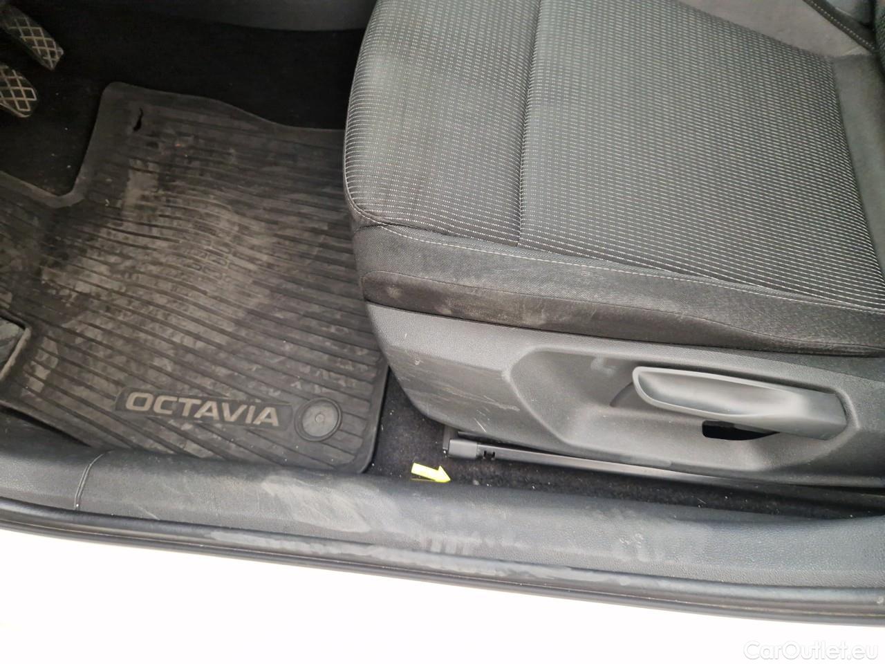  Skoda  Octavia 2.0 TDI 115CP Ambition #35