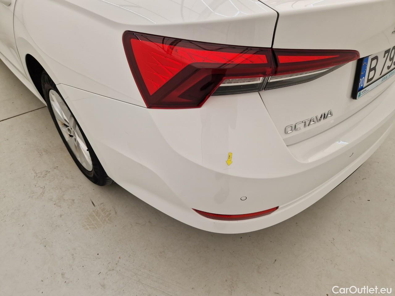  Skoda  Octavia 2.0 TDI 115CP Ambition #24