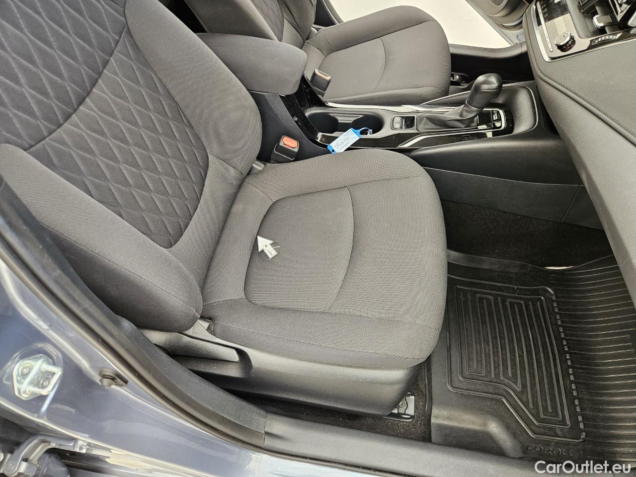  Toyota  Corolla 1.8 Hybrid Business HSD E-CVT #54