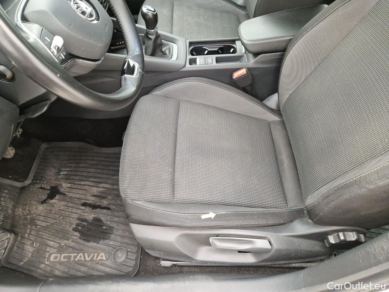  Skoda  Octavia 2.0 TDI 115CP Ambition #31