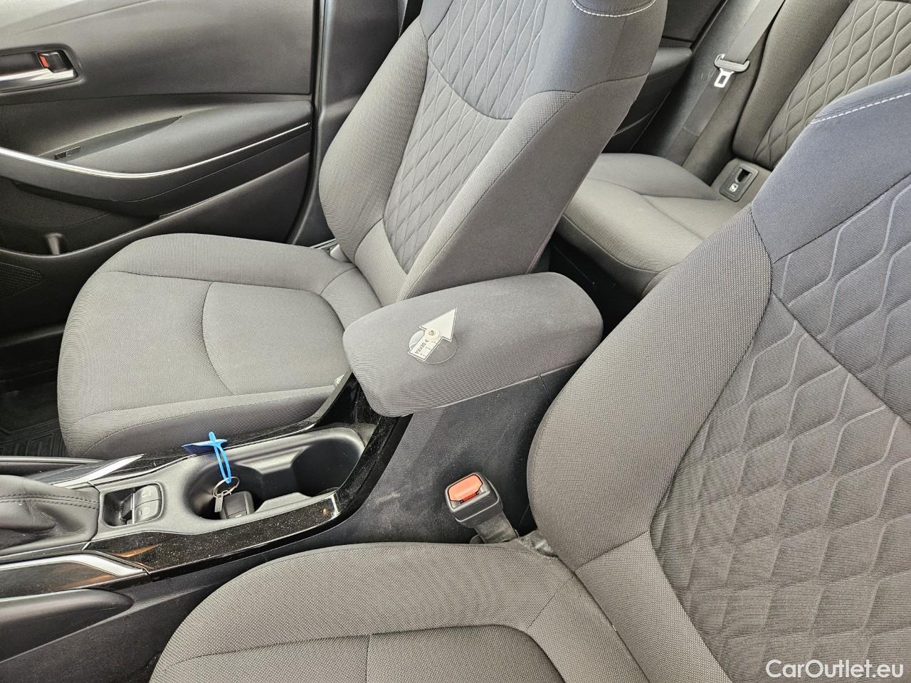  Toyota  Corolla 1.8 Hybrid Business HSD E-CVT #48