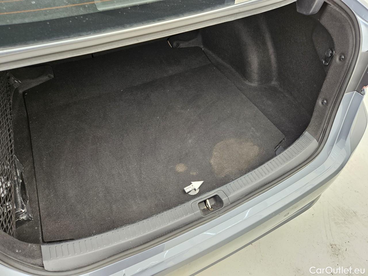  Toyota  Corolla 1.8 Hybrid Business HSD E-CVT #65