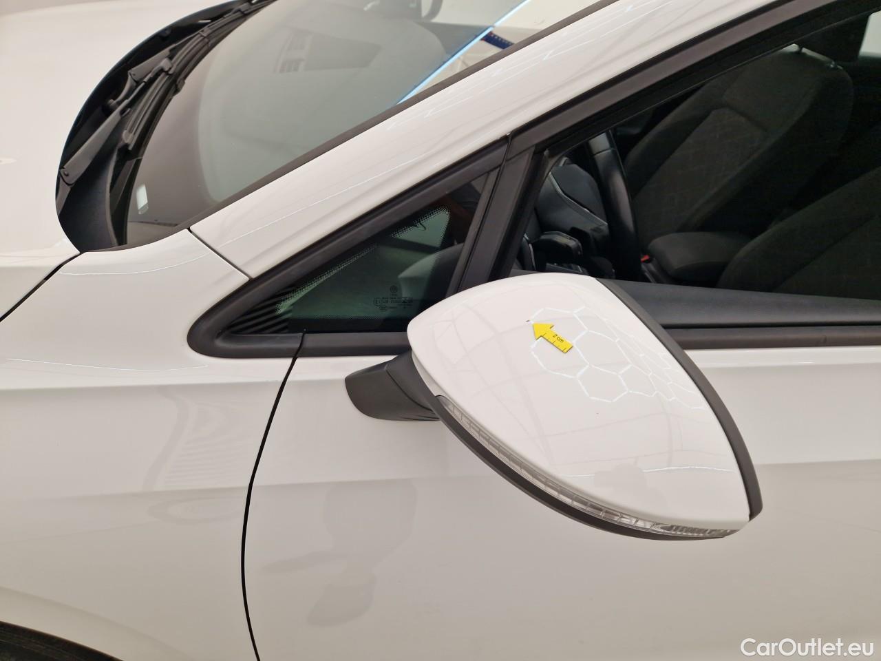  Volkswagen  Golf  Life 1.5 eTSI ACT DSG mild-Hybrid #2