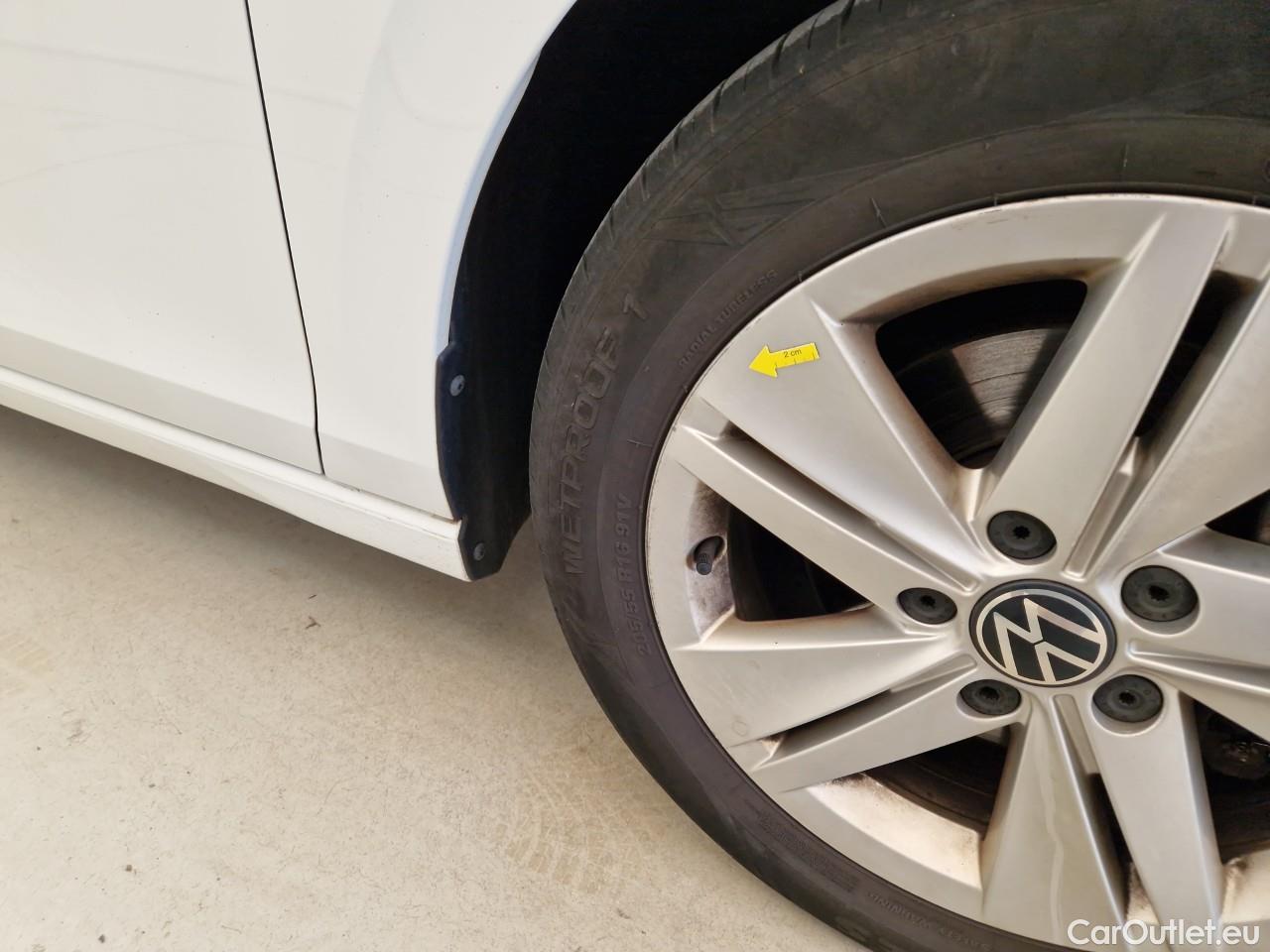  Volkswagen  Golf  Life 1.5 eTSI ACT DSG mild-Hybrid #17