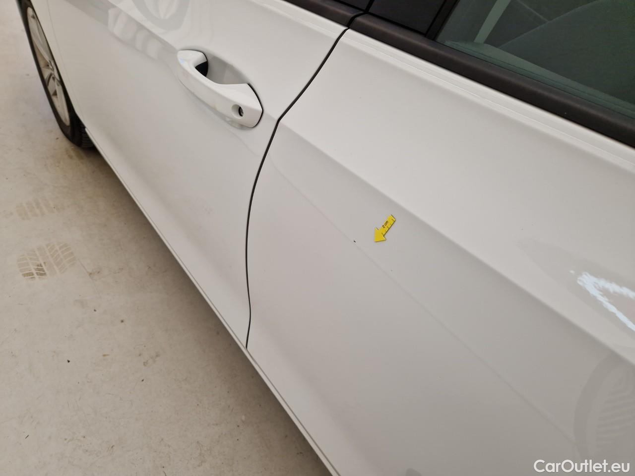  Volkswagen  Golf  Life 1.5 eTSI ACT DSG mild-Hybrid #23
