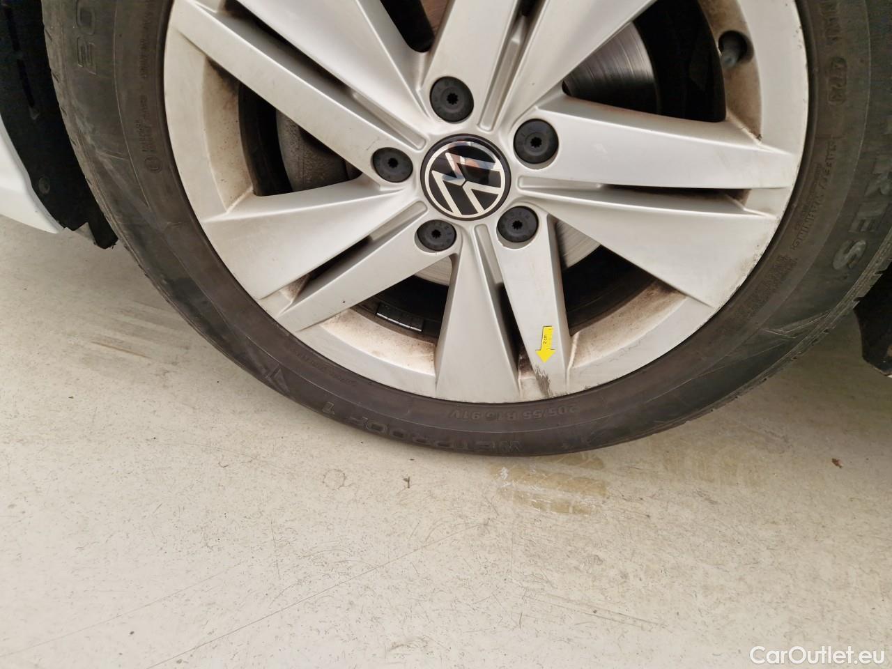 Volkswagen  Golf  Life 1.5 eTSI ACT DSG mild-Hybrid #7
