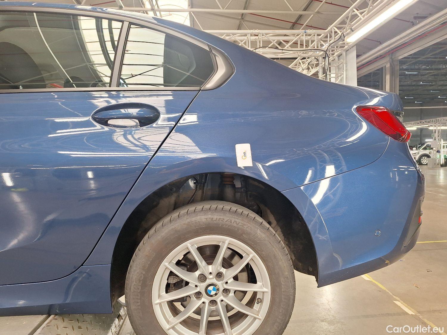  Bmw  Serie 3 BMW, 3-serie '18, BMW 3 Reeks Berline 318iA (115 kW) 4d #17
