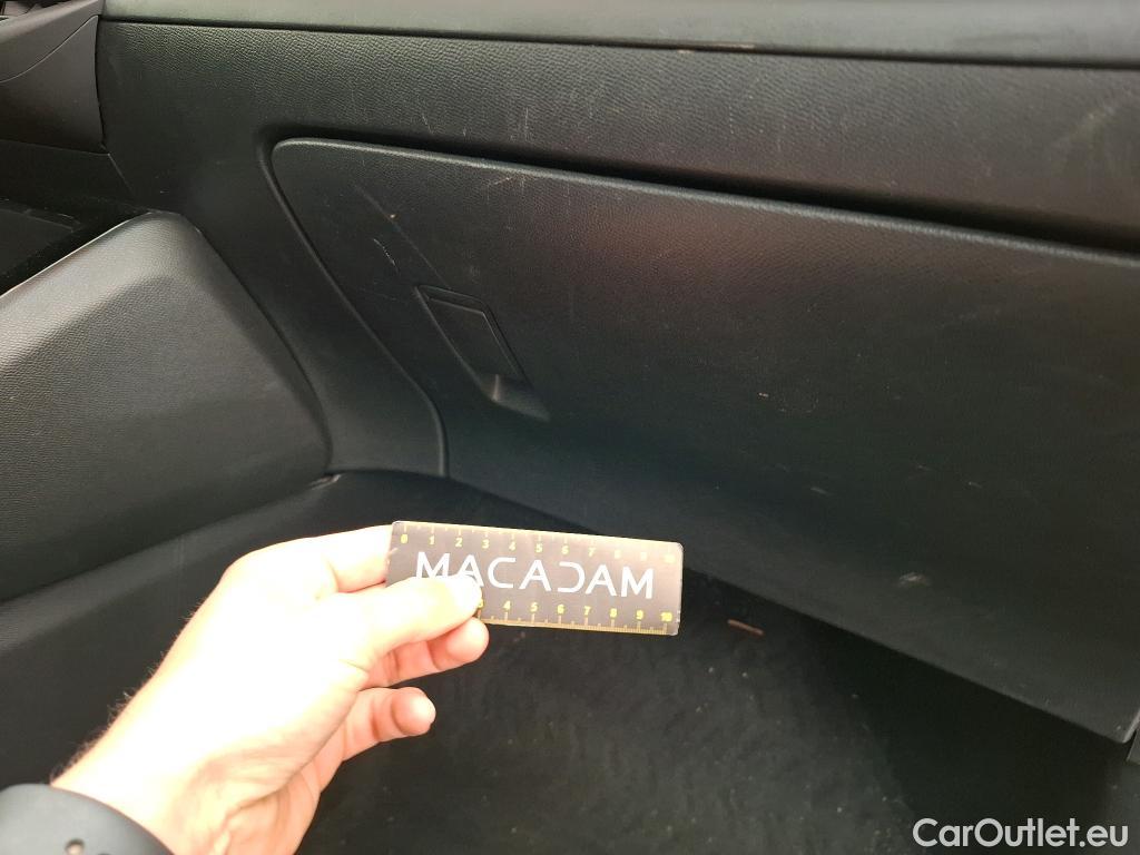  Peugeot  208  Premium 1.5 HDi 100CV BVM6 E6d #27