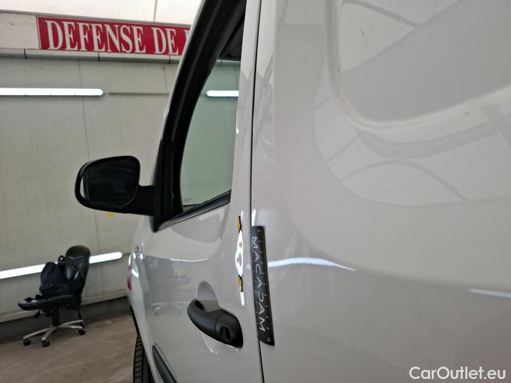  Renault  Kangoo  II Express Maxi Extra (Série Spéciale) 1.5 dCi 95CV BVM6 E6dT #44