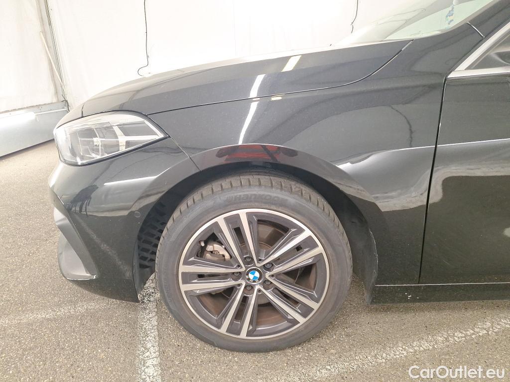  Bmw  Serie 1 BMW Série 1 / 2019 / 5P / Berline 116i Business Design #1