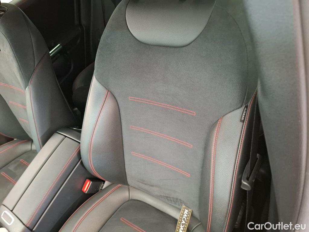  Mercedes  GLA MERCEDES-BENZ  / 2020 / 5P / SUV 2.0  200 D AMG LINE DCT #7