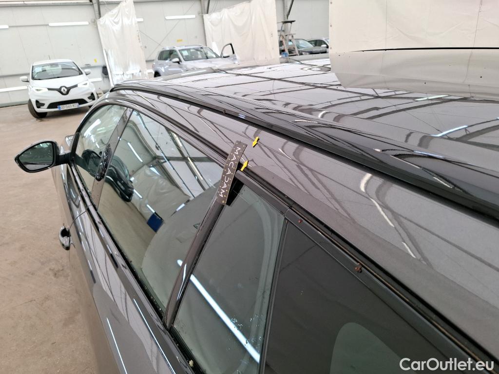  Peugeot  508 PEUGEOT  SW / 2018 / 5P / Break BlueHDi 130 S&S EAT8 Active Pack #90