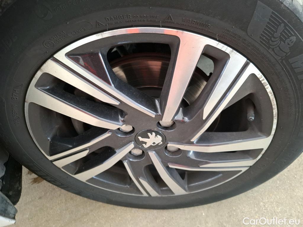  Peugeot  208  Allure Business 1.5 HDi 100CV BVM6 E6d #22