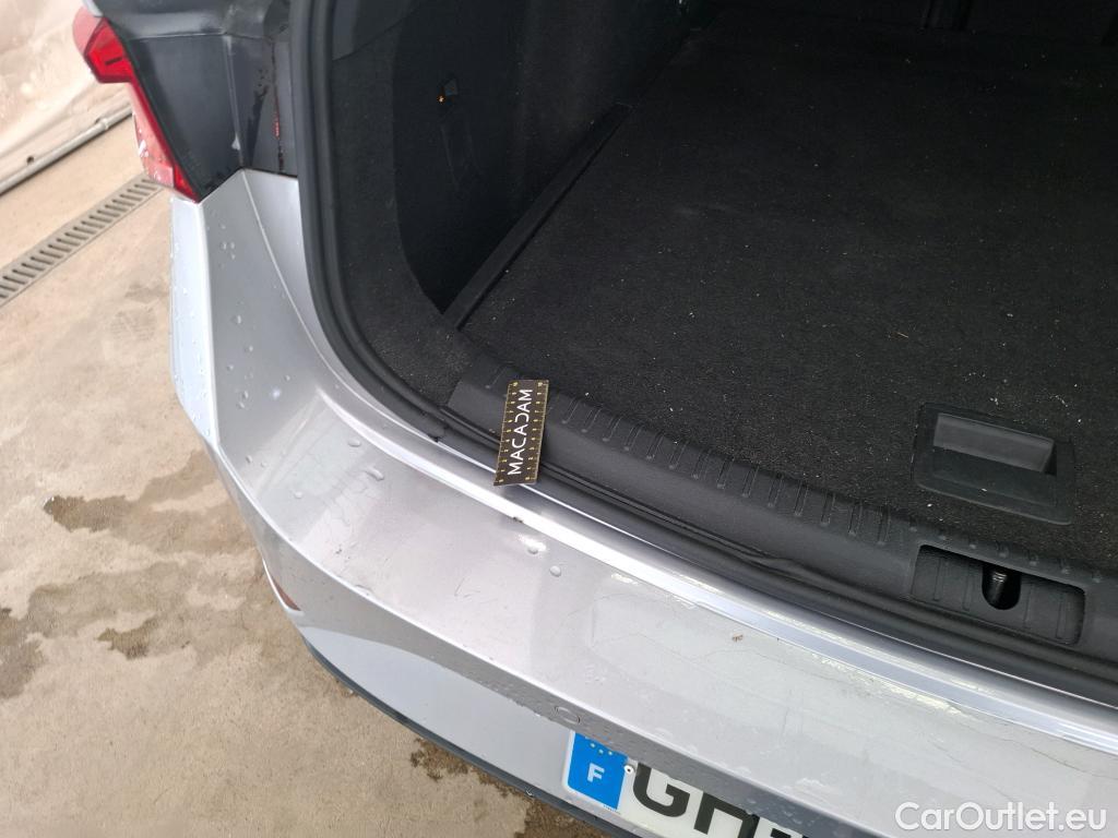  Seat  Leon SEAT  Sportstourer / 2020 / 5P / Break 1.0 eTSI 110 DSG S&S Style Business #18