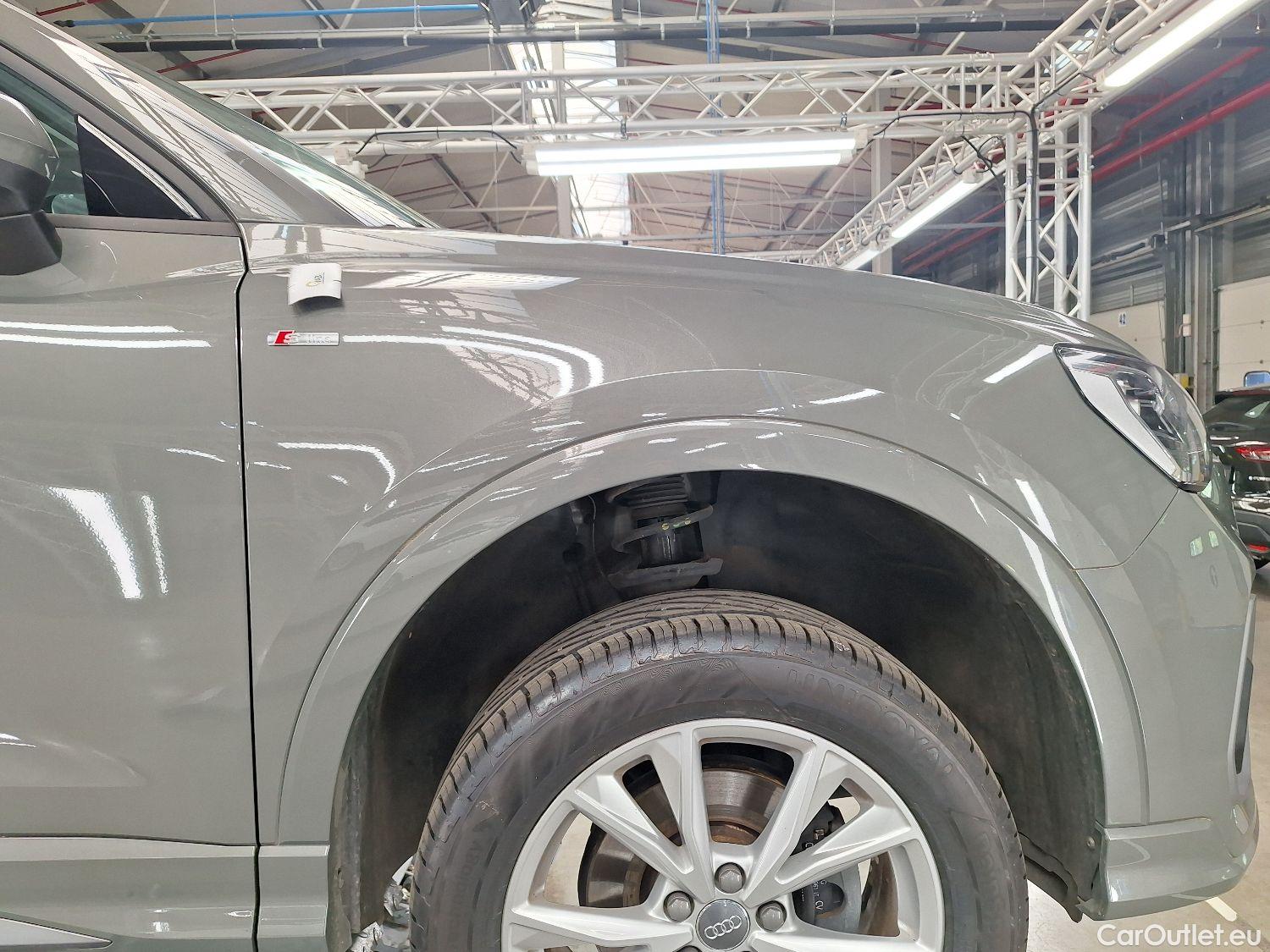  Audi  Q3 Audi,  '18, Audi  35 TFSI S tronic S line 5d #4