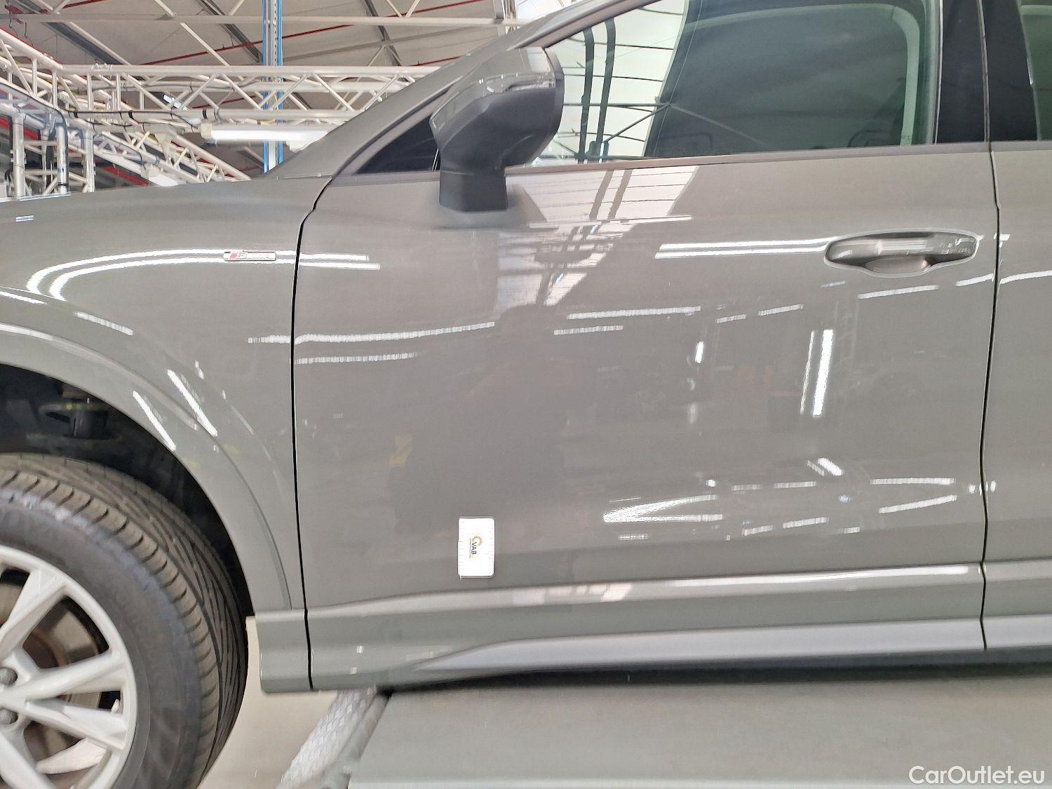  Audi  Q3 Audi,  '18, Audi  35 TFSI S tronic S line 5d #10