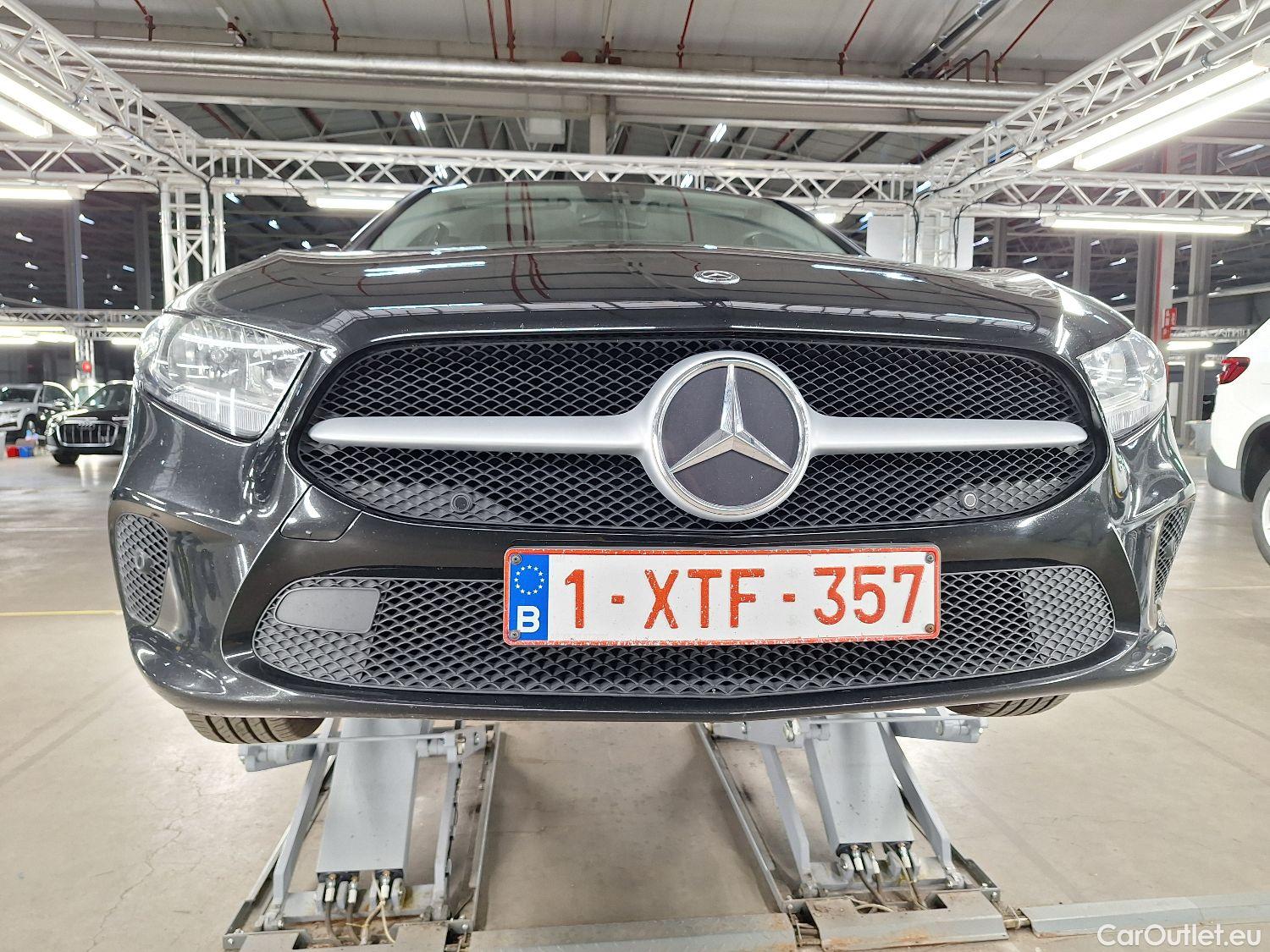  Mercedes  A-Klasse Mercedes, A-Class Berline '18, Mercedes-Benz  Limousine A 180d Business S #16